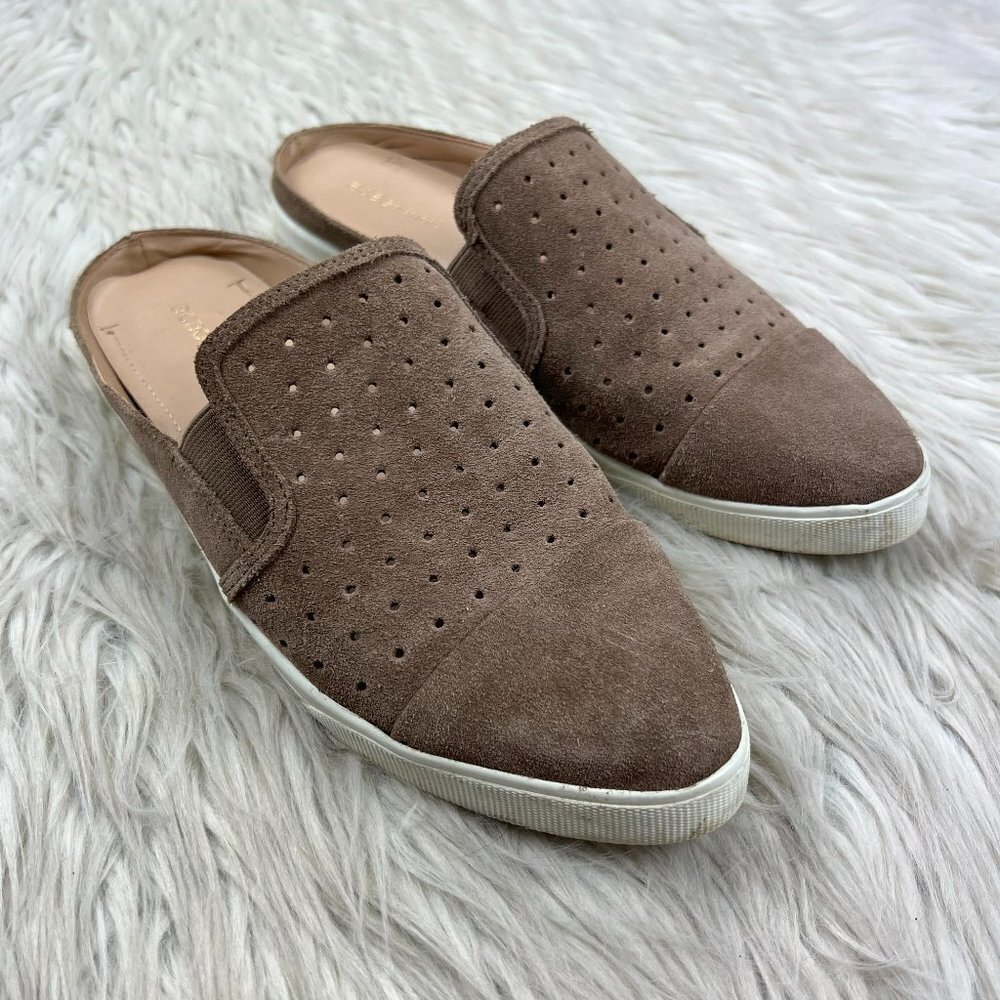 Bcbgeneration Slip On Mule Clog - image 1